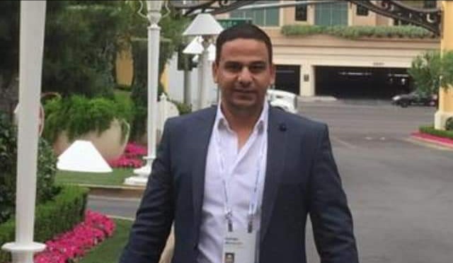 الدكتور ايمن ابو هنية